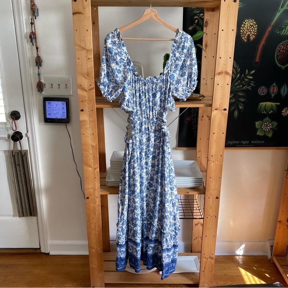 By The River Blue White Porcelain Floral Print Linen Blend Cut Out Midi Dress L - Picture 3 of 16